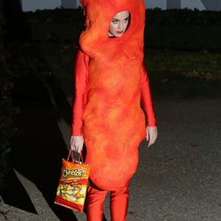 Katy Perry disfrazada de Cheetos en una fiesta de Halloween