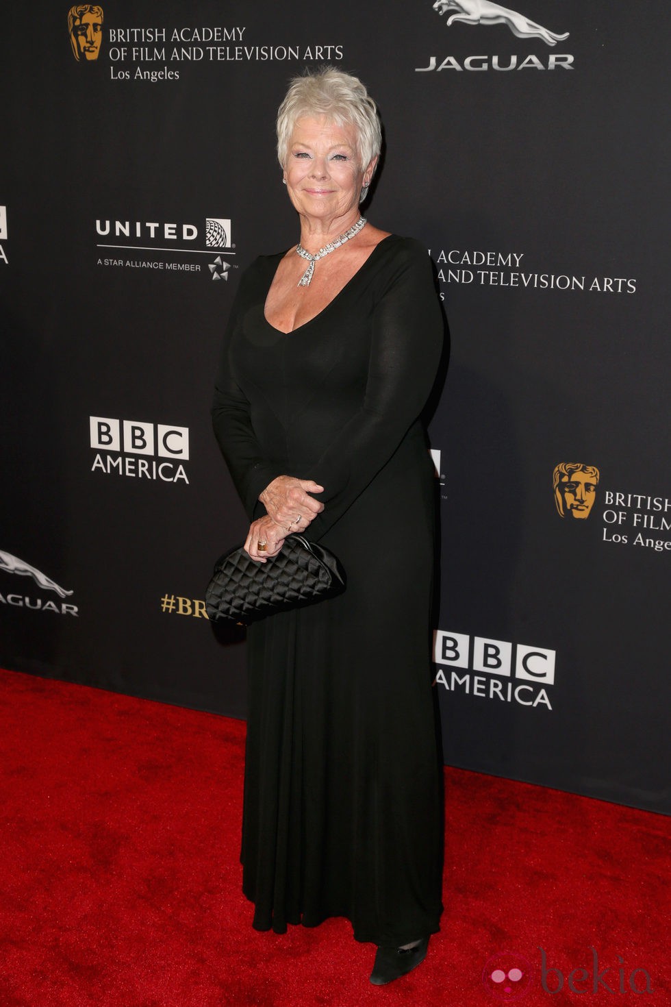 Judi Dench en la entrega de los Premios Bafta Britannia 2014