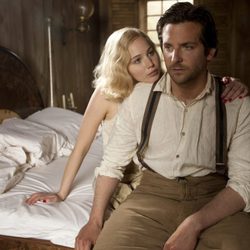 Jennifer Lawrence y Bradley Cooper en una escena de 'Serena'