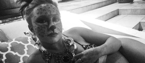 Hayden Panettiere luce barriguita en Halloween