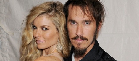 La supermodelo Marisa Miller y su marido Griffin Guess