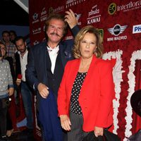 María Teresa Campos y Bigote Arrocet en el estreno de 'Miguel de Molina al desnudo'