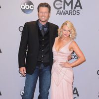 Miranda Lambert y Blake Shelton en la entrega de los premios CMA Awards 2014