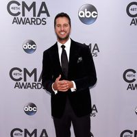 Luke Bryan en la entrega de los premios CMA Awards 2014