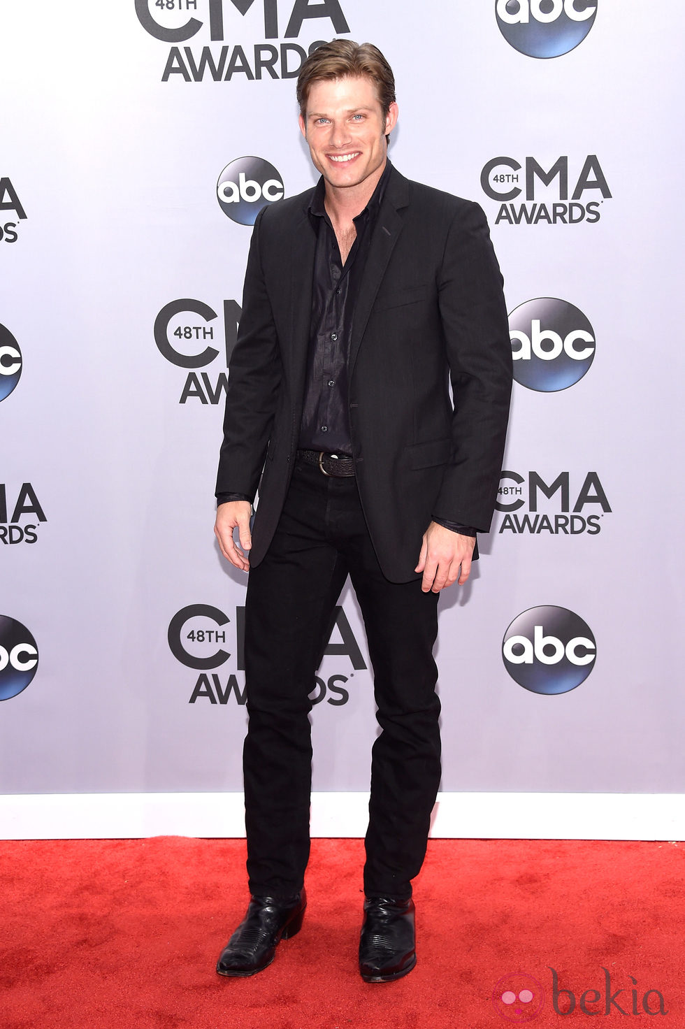 Chris Carmack en la entrega de los premios CMA Awards 2014