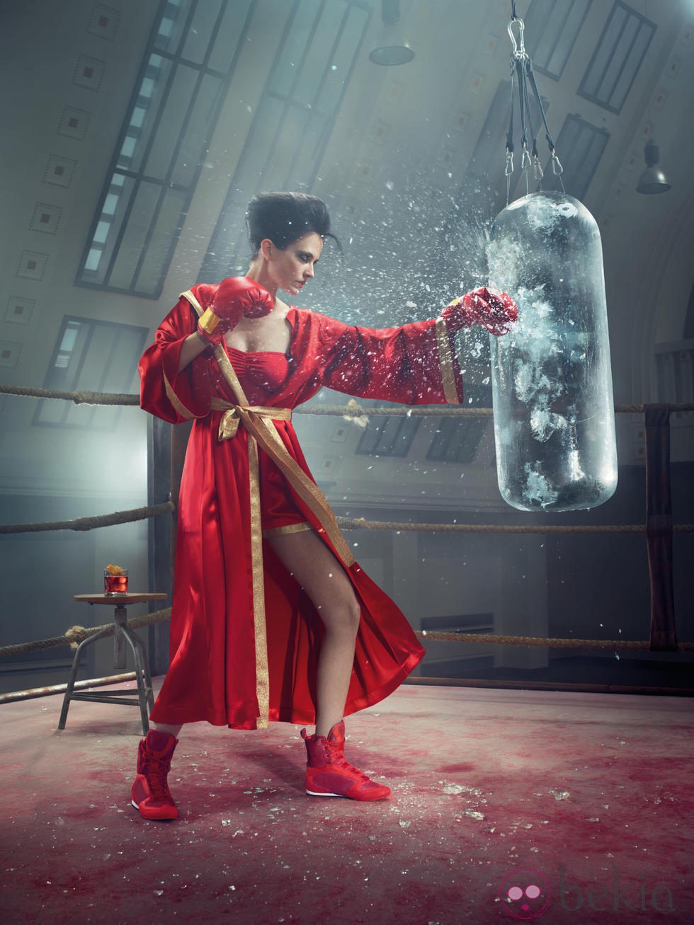 Eva Green es una boxeadora en el mes de mayo del Calendario Campari 2015