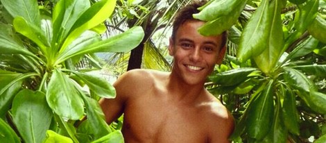 Tom Daley desnudo en la jungla