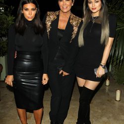 Kim Kardashian, Kylie Jenner y Kris Jenner en la fiesta de cumpleaños de French Montana