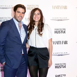 Eli Roth y su mujer Lorenza Izzo en la presentación de la campaña 'American Hustle'