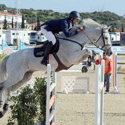 Álvaro Muñoz Escassi participando en un concurso de hípica en la Costa del Sol