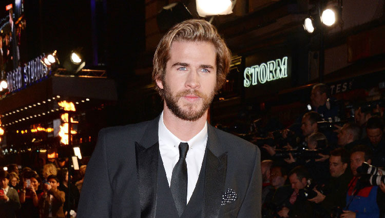 Liam Hemsworth en el estreno de 'Los Juegos del Hambre: Sinsajo Parte 1' en Londres