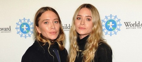 Mary Kate y Ashley Olsen en la entrega de los Premios World of Children en Nueva York