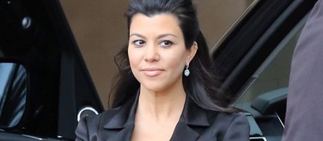 Kourtney Kardashian en el baby shower de su tercer hijo