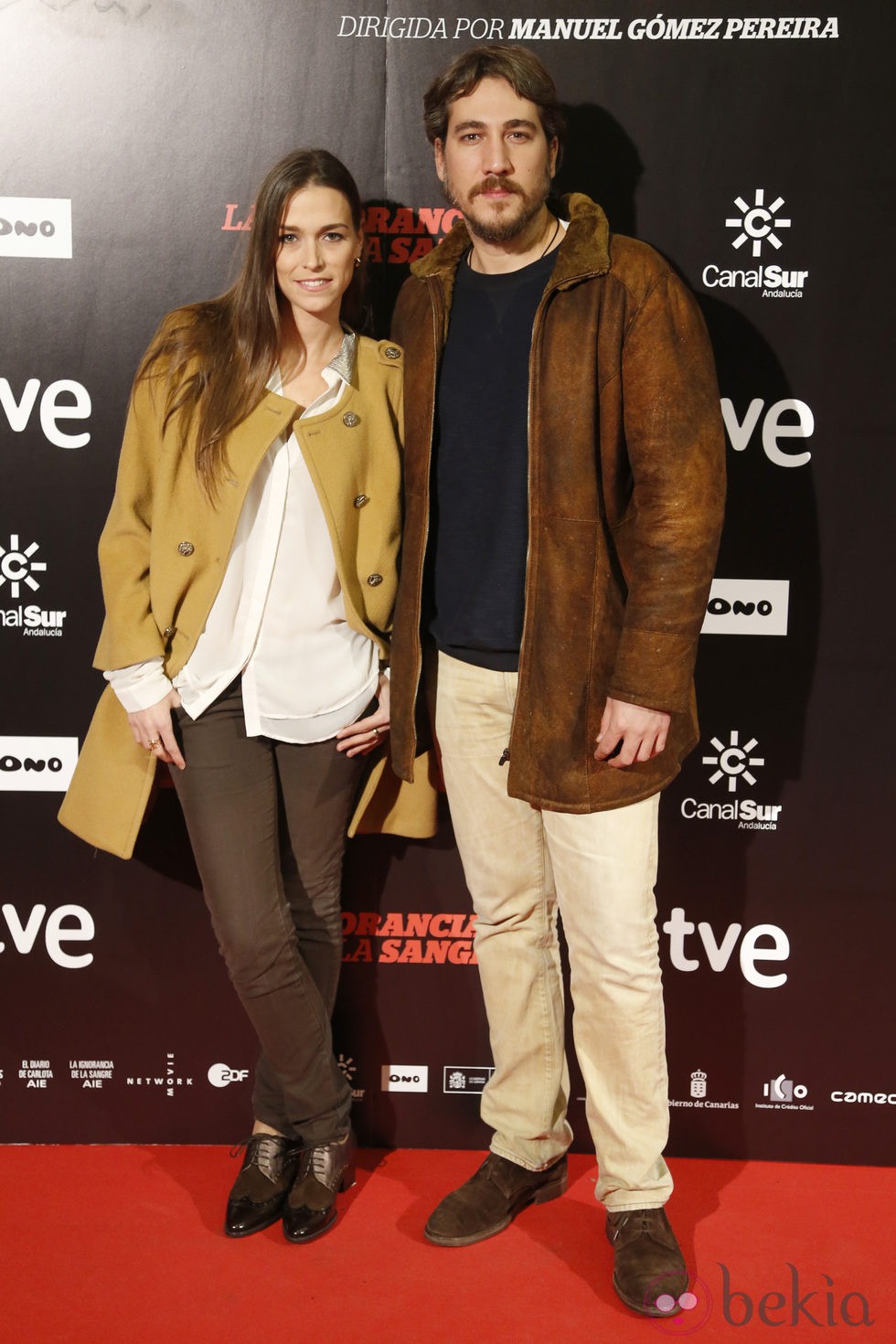 Alberto Ammann y Clara Méndez en el estreno de 'La ignorancia de la sangre' en Madrid