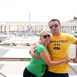 Belén Esteban y Miguel Marcos en la Ciudad del Vaticano