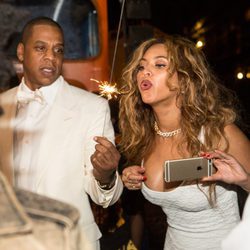 Beyoncé y Jay Z se divierten el día de la boda de Solange Knowles con Alan Ferguson