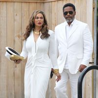 Tina Knowles llega a la boda de su hija Solange Knowles