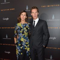 Benedict Cumberbatch y su prometida, Sophie Hunter, acuden al estreno de 'The Imitation Game' en Nueva York