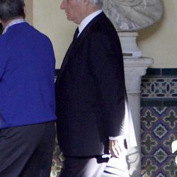 Carlos Fitz James Stuart en el Palacio de las Dueñas tras la muerte de la Duquesa de Alba