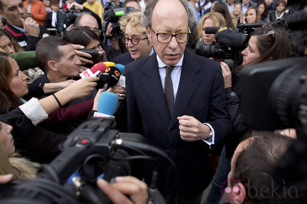 Victorio & Lucchino en el Palacio de las Dueñas tras la muerte de la Duquesa de Alba