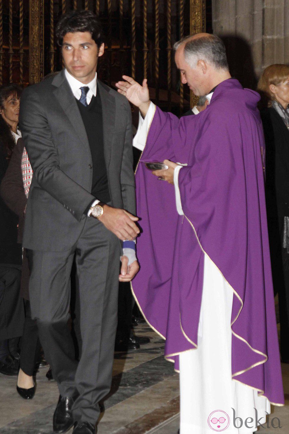 Cayetano Rivera en el funeral de la Duquesa de Alba