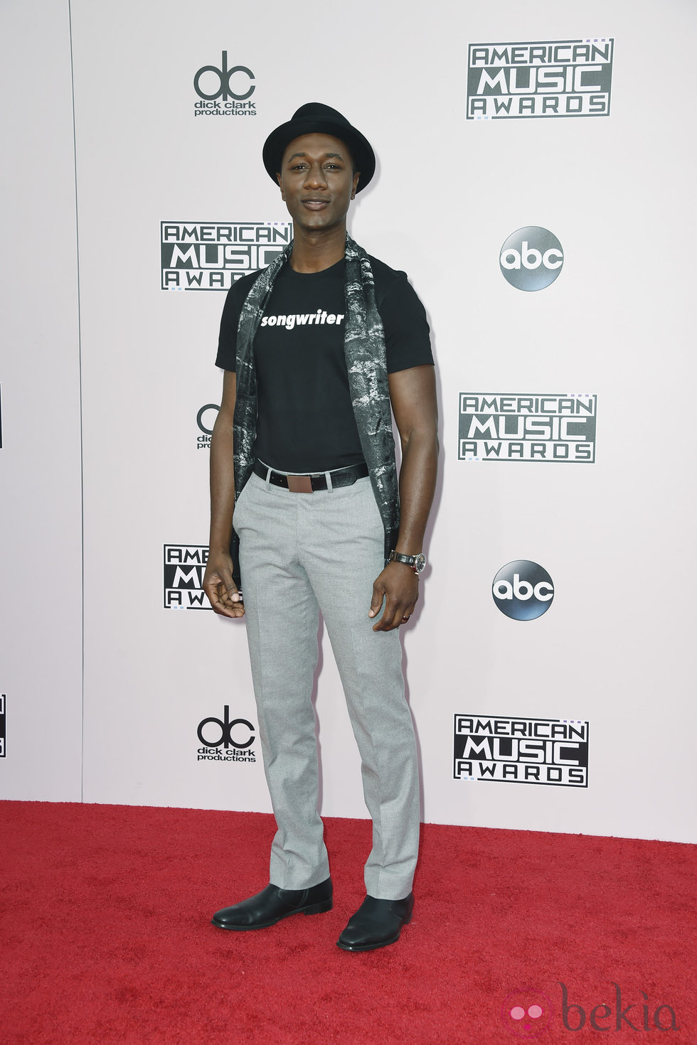 Aloe Blacc en los American Music Awards 2014