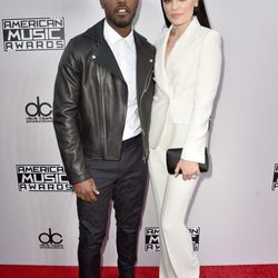 Jessie J y Luke James en los American Music Awards 2014