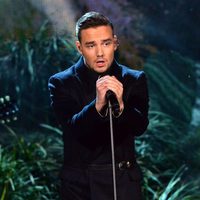 Liam Payne durante la actuación de One Direction en los American Music Awards 2014