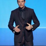 Josh Duhamel en los American Music Awards 2014