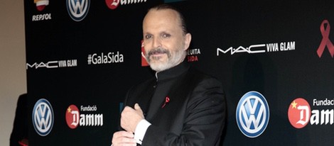 Miguel Bosé en una gala benéfica contra el Sida en Barcelona