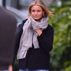 Cameron Diaz es vista en Nueva York tapándose el dedo anular