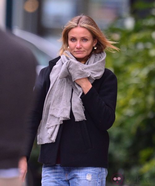 Cameron Diaz es vista en Nueva York tapándose el dedo anular