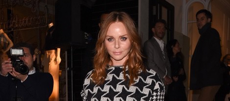 Stella McCartney en el encendido de las luces de Navidad de su tienda de Londres