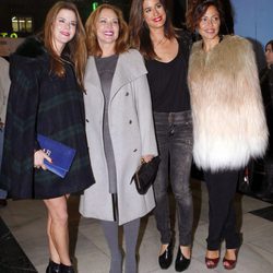 Amelia Bono, Ana Rodríguez, Isabel JIménez y Patricia Pérez en el concierto de Raphael