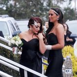 Samantha Giancola y Deena Cortese llegando a la boda de Snooki