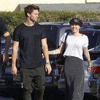 Miley Cyrus y Patrick Schwarzenegger en Malibú