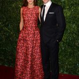 Benedict Cumberbatch y Sophie Hunter en los Evening Standard Theatre Awards 2014