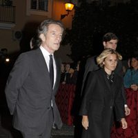 Alfonso Díez y Eugenia Martínez de Irujo en la misa en memoria de la Duquesa de Alba en Sevilla