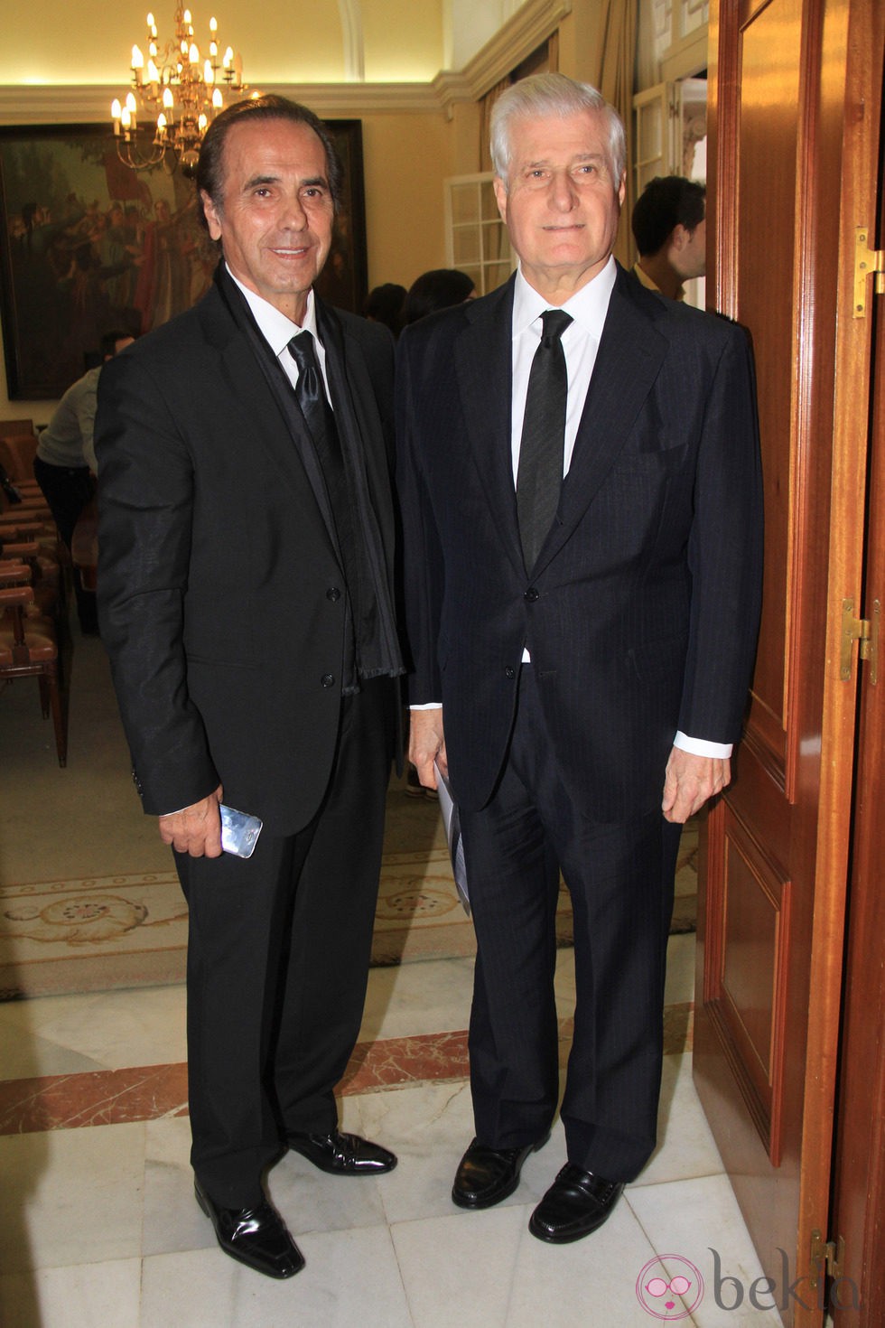 Pepe de Lucía y Carlos Fitz-James Stuart en la entrega de los Premios Plaza de España