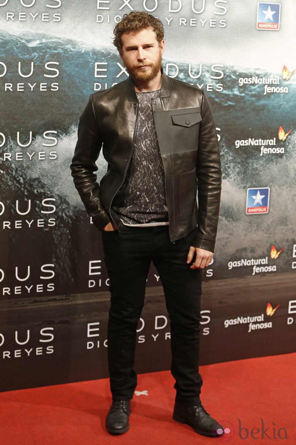 Álvaro Cervantes en el estreno de 'Exodus' en Madrid