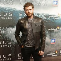 Álvaro Cervantes en el estreno de 'Exodus' en Madrid