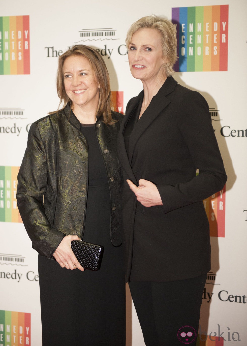 Jane Lynch y Elizabeth Dickey en la entrega del Premio Kennedy 2014