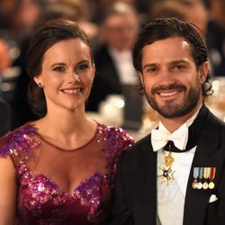 Carlos Felipe de Suecia y Sofia Hellqvist en los Premios Nobel 2014