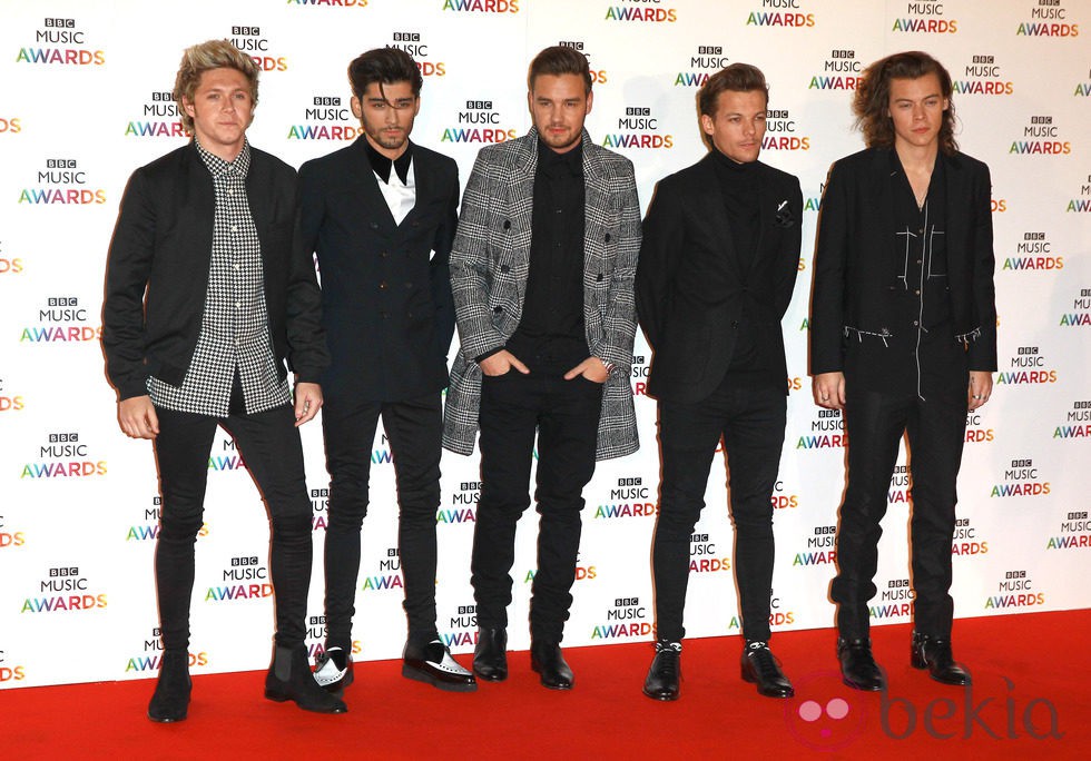 One Direction en la entrega de los BBC Music Awards 2014