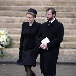 Guillermo y Estefanía de Luxemburgo en el funeral de Fabiola de Bélgica