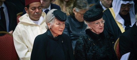 Moulay de Marruecos, Michiko de Japón y Margarita de Dinamarca en el funeral de Fabiola de Bélgica