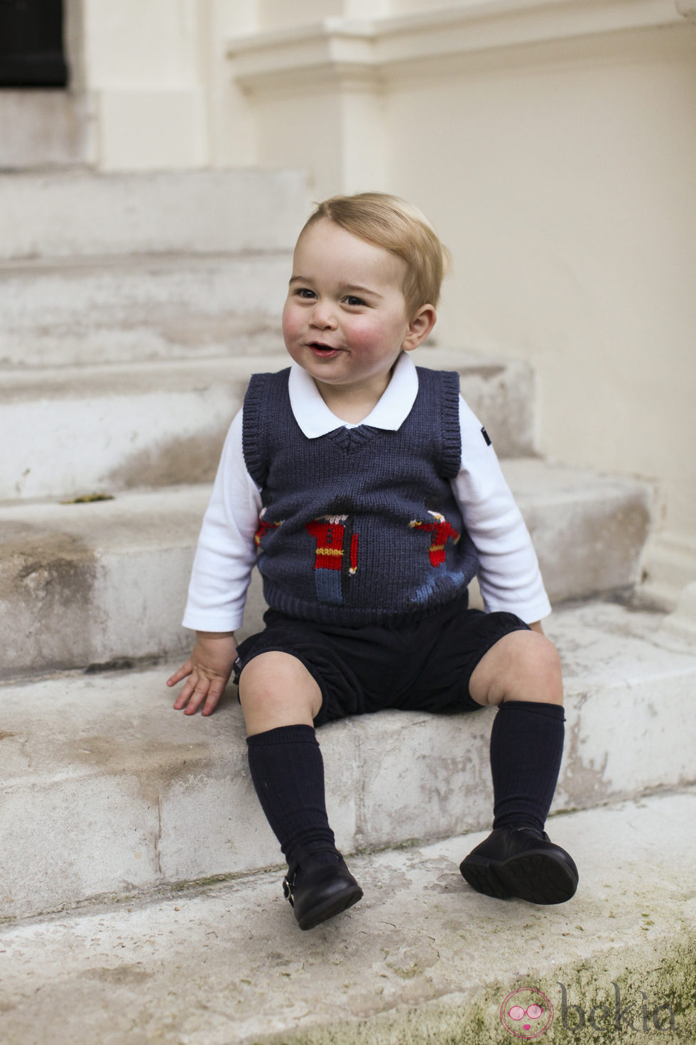 El Príncipe Jorge de Cambridge, en su nuevo retrato navideño