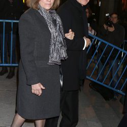 Natalia Figueroa y Raphael en el funeral de la Duquesa de Alba en Madrid