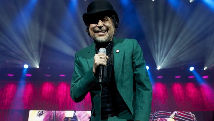 Joaquín Sabina en su primer concierto tras sufrir pánico escénico