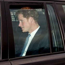 El Príncipe Harry en un almuerzo prenavideño en Buckingham Palace